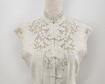 Vintage 50s 60s Cream / Floral Lace Detail Chinese Traditional Mandorin Collar Blouse Top