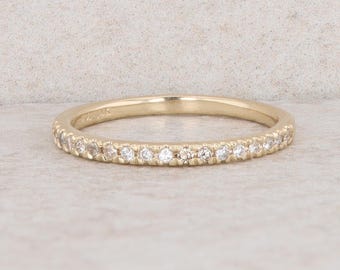 14k Yellow Gold Diamond Prong Set Band