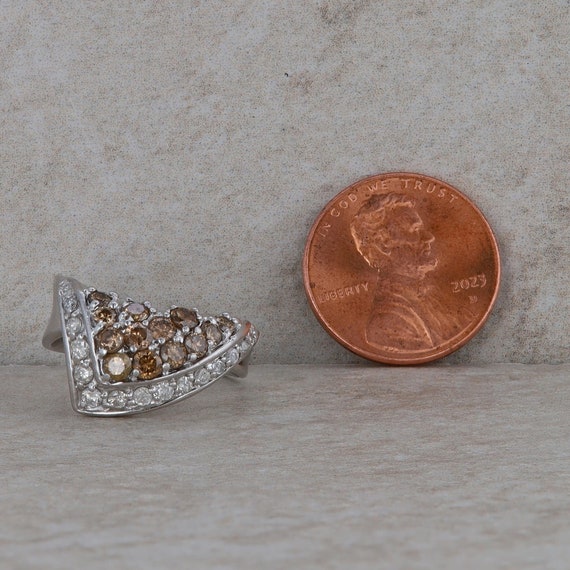 14k White Gold White Diamond & Brown Diamond Ring - image 7