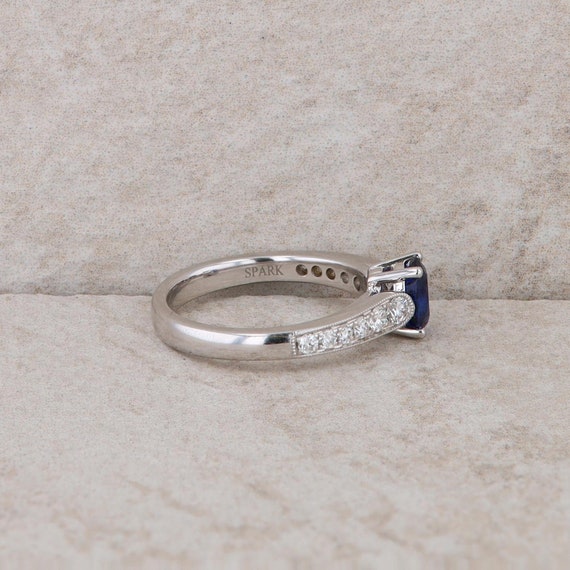 Spark 18k White Gold Sapphire and Diamond Ring - image 4