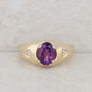 14k Yellow Gold Oval Amethyst & Diamond Wide Ring
