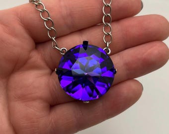 Heliotrope 27mm necklace embellished with Swarovski® Crystals