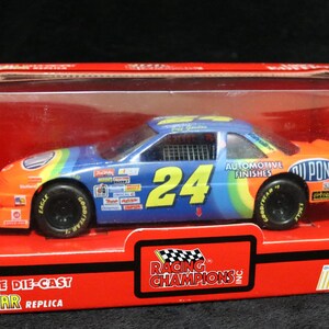 Jeff Gordan | Racing Champions Scale Car | 1/24 Stock Car | Die cast stock car replica Jeff Gordan | 90s Nascar scale car