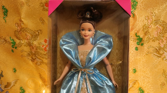 Barbie Blue Starlight Doll Brunette 1996 Mattel 17125 Barbie Blue Starlight Doll Brunette 1996 Mattel 17125
