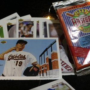 Pamiątki sportowe | Karty baseballowe | Karty sportowe | TCG | Karty kolekcjonerskie | Upper Deck | Karty baseballowe z lat 90.