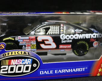 Dale Earnhardt NASCAR Stock Car | Winner's Circle 2000, 1/24 Scale
