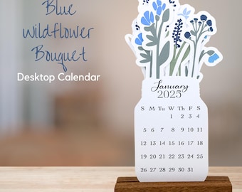 Tischkalender 2026 mit Aufsteller - Blaue Wildblumen im Einmachglas mit Holzständer | Mini-Tischtischkalender | Blumen Thema 2026 Monatskalender
