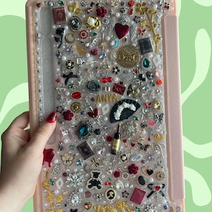 Capa de resina personalizada para tablet: pingentes com glitter, estilo kawaii junk style.