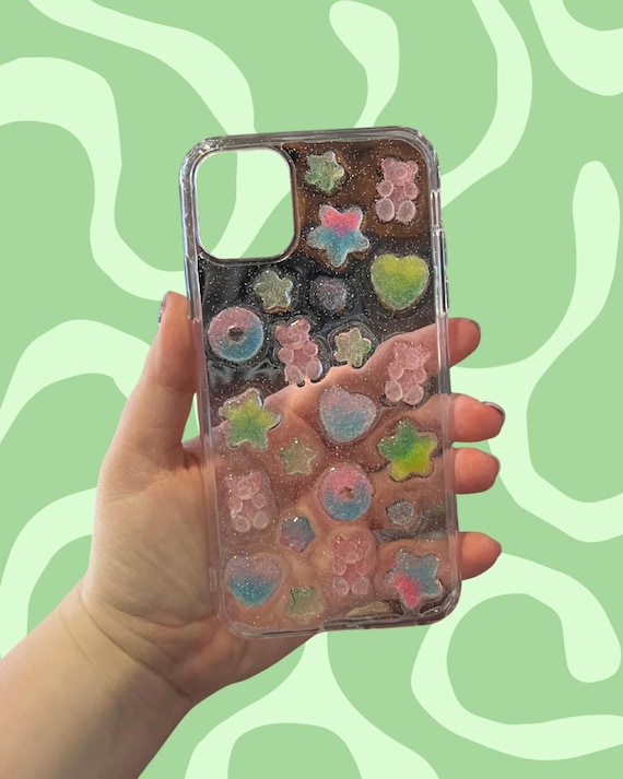 Handmade Gummy Bear Phone Case, Resin Glitter Candy Charms, UV Glow - Etsy Israel Handmade Gummy Bear Phone Case, Resin Glitter Candy Charms, UV Glow - Etsy Israel
