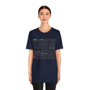 Camiseta "One Dark Pro Developer Dad" - Humor divertido de programadores con el tema "RuntimeError" imagen 8