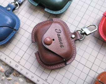 Personalized Leather Airpod Pro Case with Keychain