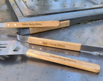 Personalized 3-Piece Stainless steel BBQ Tool Set with wooden handle – Fork, Spatula, & Tongs