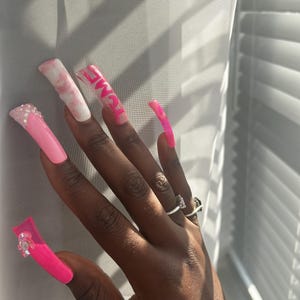 ROCKSTAR Pinkie Ducky Press On Nails| hot pink press ons| custom press on nails| trendy nails|duck nails| xl nails| curved nails| nail gifts