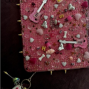 CH28 CASES Custom junked out rockstar pink iPad case