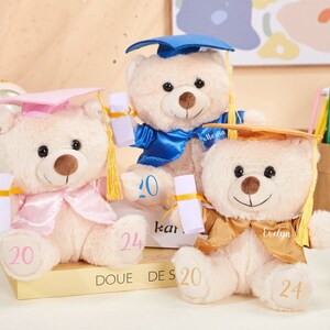 Personalized Graduation Teddy Bear 2024 Kindergarten Grad Teddy Bear Pre-k Grad Bear Custom Preschool Graduation Bear Graduation Keepsake zdjęcie 1