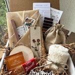 Themed Gift Boxes