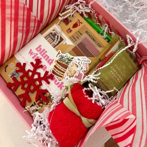 Bookish gifts
Bookworm gift
Gift
Blind date
Book lover gifts
Book gifts
Bookish
Bookish things
Booktok