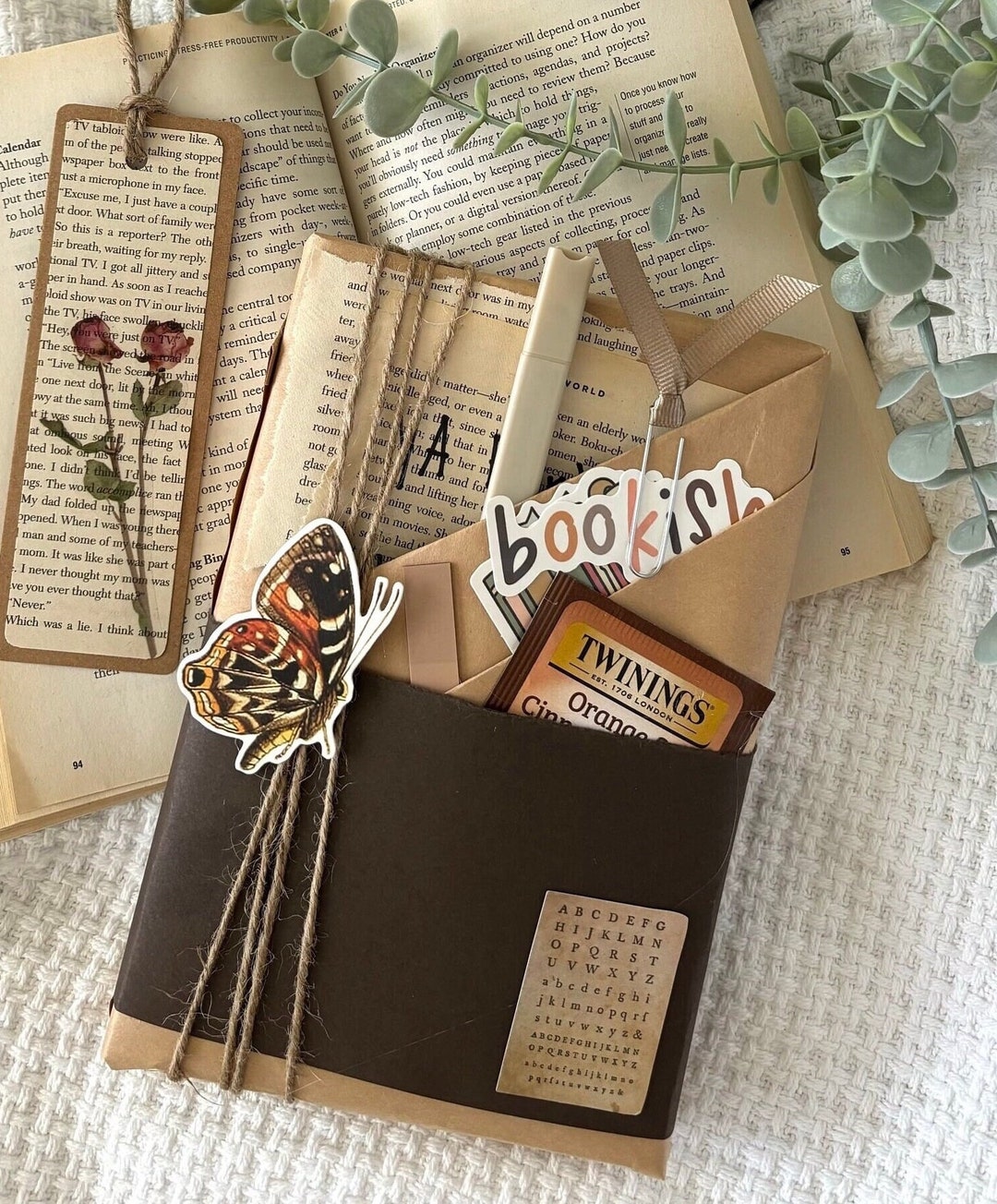 Blind Date With a Book Romance Gift for Book Lover Gift Blind Book ...