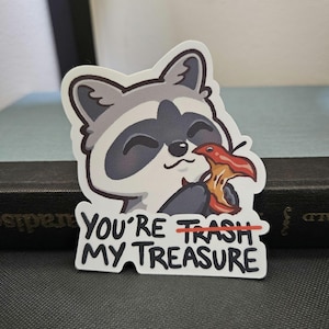 Sticker You're My Treasure wasbeer | Grappig dat je een memesticker bent | Glanzend vinyl gestanste sticker voor bidon, laptop, telefoon of dagboek