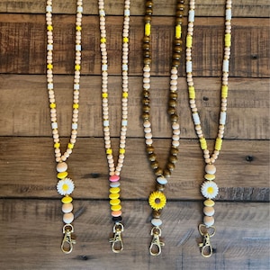 Beaded Teacher Lanyard, Personalized Lanyard, Daisy ID Badge Holder, Pencil Lanyard, Unique Gift, Teacher Gift, Colorful Teacher Lanyard