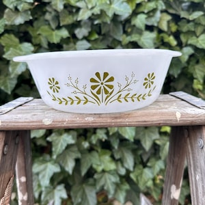 Vintage Glasbake Milk Glass Casserole Dish Green Daisy 1-1/2 quart J2600 --Made in USA