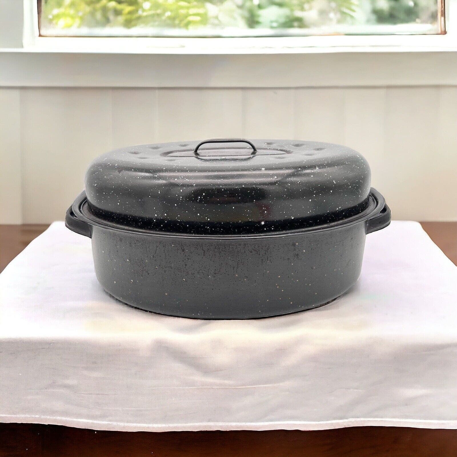 VTG Roasting Pans 3 Sizes Farmhouse Black Blue Speckled Enamelware