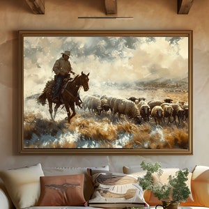 Op de afbeelding: Een schilderij van een cowboy die op een bruin paard door een veld met schapen rijdt. De lucht is bewolkt en de scène speelt zich af in een landelijk landschap.