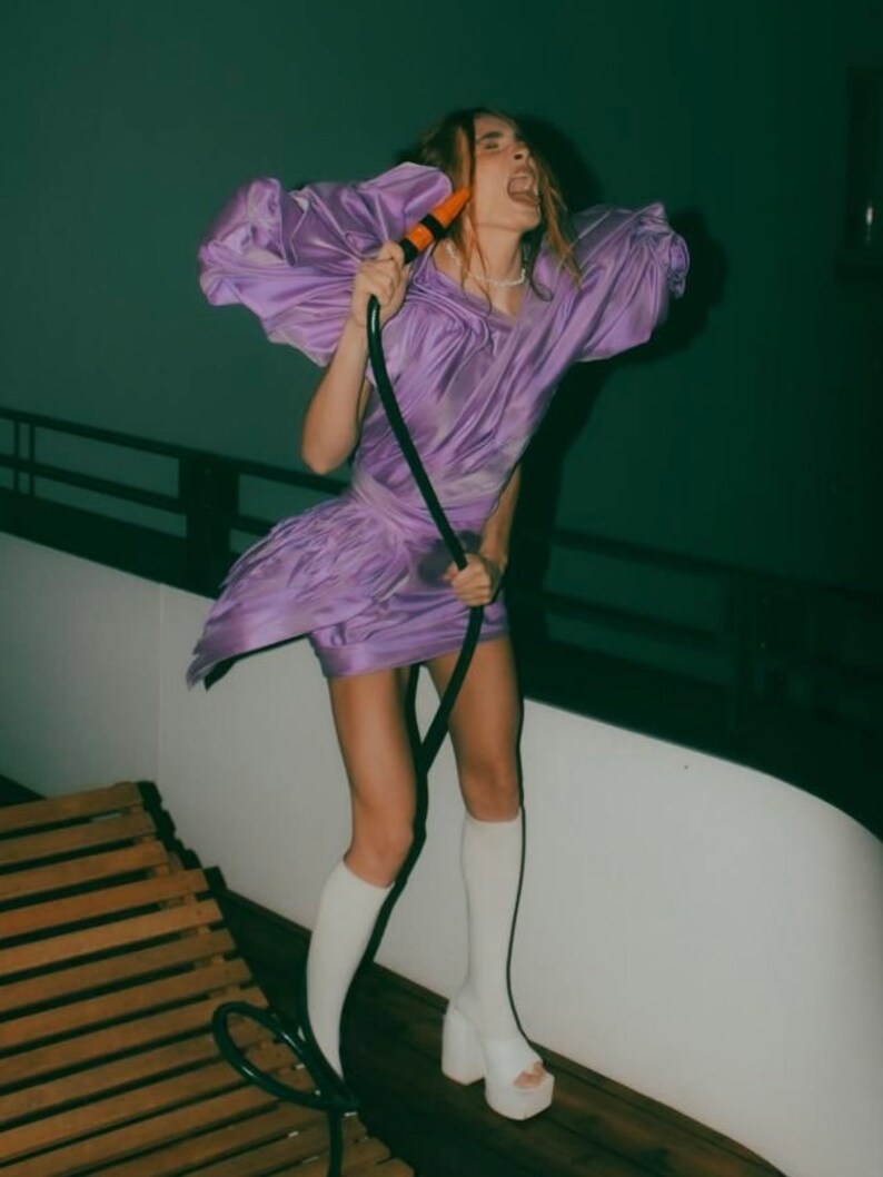 Sculpture dress. Draped dress with fabric manipulation in purple taffeta silk. Party, wedding image 3