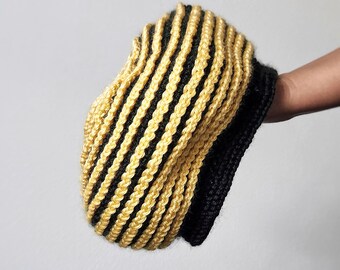 Hand crochet bumble bee slouchy hat| Boho style winter hat |  yellow, and black crochet cap | handmade knitwear| Christmas gift