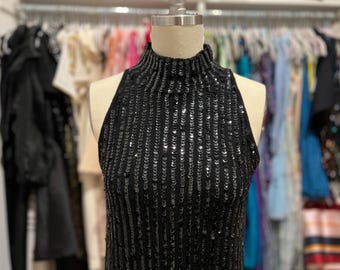 Vestido mini estilo vintage con lentejuelas negras, escote halter y espalda con abertura, vestido de cóctel retro glamoroso y brillante