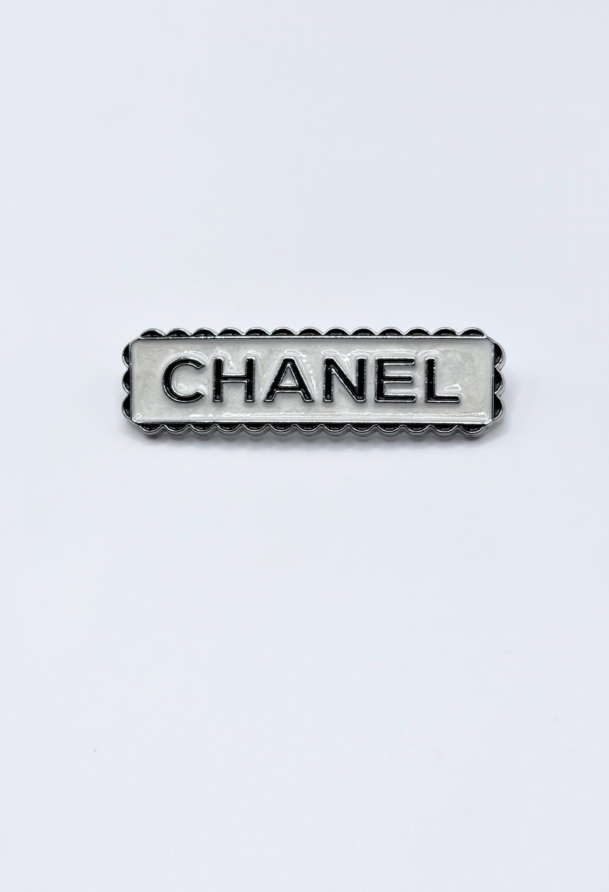 （vintage）　CHANEL ブローチsilver Silver Vintage Chanel Brooch - Etsy