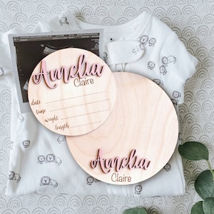 Gepersonaliseerde houten babybord, bord babyaankondiging met geboortestatistieken, geboortekaartje pasgeborene, houten ronde geboortestatistieken baby