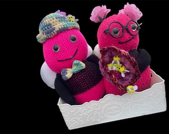 bee lovers delight- dolls