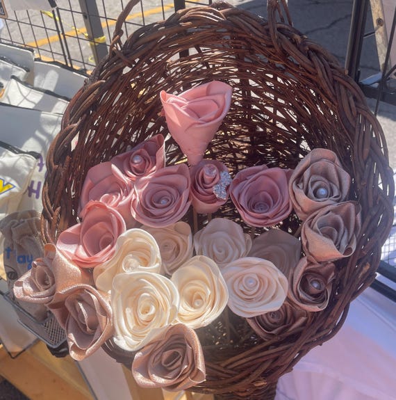 Akasha Infinity flowers.    -Ribbon roses-