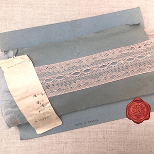 Hele kaart (32 meter) antiek Frans oogje, roze/beige, chantilly-kant, gemaakt in Frankrijk, fournituren voor verzamelaars