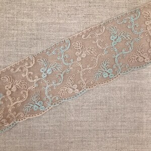 Vintage French Cotton Silk Needlerun Tulle Trim, Beige & Eggshell Blue, Lace Trim, Antique Lace, Circa 1880-1900, 8cm wide zdjęcie 6