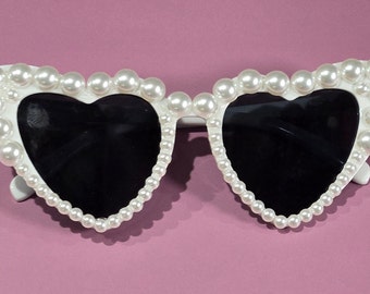 Sunglasses with white pearls for Bride - Bride gifts - Bride Glasses - Pearl glasses