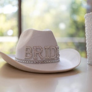 Braut Cowboy Hut mit Schleier: Weiß Sparkle Junggesellinnenparty Brautkrone. Sombrero mexicano