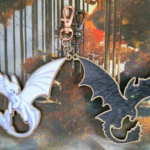 ヒックとドラゴン：ナイトライト [CHARMS] - Etsy 日本