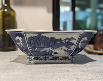 Vintage Chinese blauw-wit porseleinen 8-zijdige kom