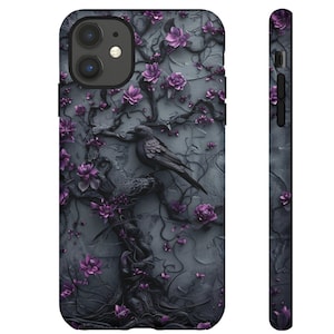 Gothique gothique sombre fantasmagorique corbeau corbeau coque de portable sorcière pourpre arbre fleur iPhone 15 14 13 12 11 8 Pro Max X XS XR Pixel Samsung S23 S24+ cadeau