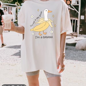 Funny Goose Banana Shirt, Cute Silly Goose Meme, Trendy Meme Animal Shirt, Weird Goose T-Shirt, Funny Tshirt, Wholesome Kawaii Pun Gift Idea