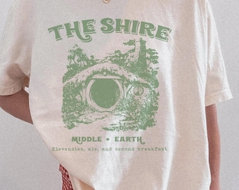 Camiseta aconchegante com estilo cottagecore e fantasia, camiseta com estética do Condado, camiseta estilo Terra Média, camiseta divertida com estampa de cerveja Second Breakfast Ale, presente perfeito para nerds e geeks.