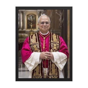 Póster enmarcado con el retrato oficial del Papa León XIV