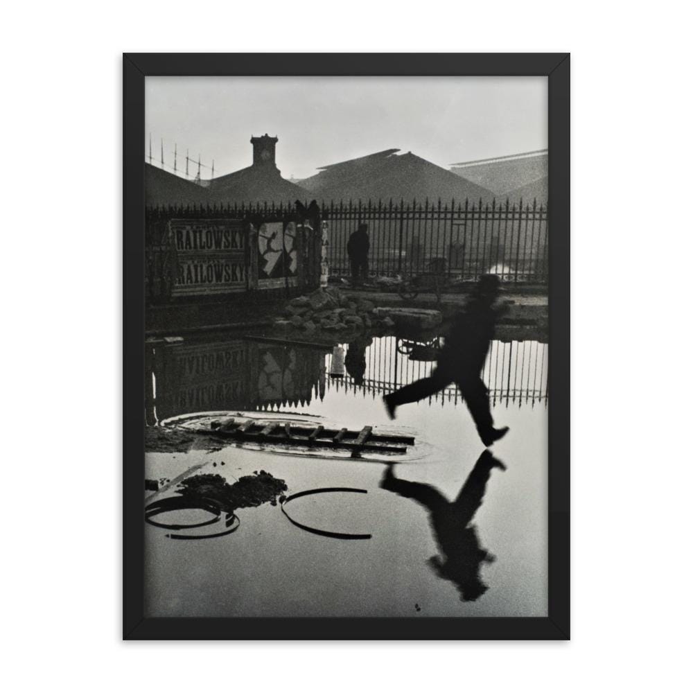 アンリ・カルティエ＝ブレッソン作「サン・ラザール駅の裏」額入り
