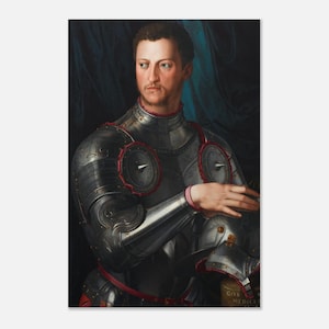 Puede incluir: Retrato de un hombre con armadura completa, sobre un fondo oscuro. La armadura es plateada con detalles rojos. El hombre tiene el pelo castaño corto y mira hacia un lado. Una obra de arte histórica.