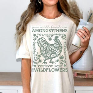 Backyard Chicken Mom Tshirt, Vintage Floral Chicken Shirt, Farm Girl Gift, Rustic Homesteading Tee