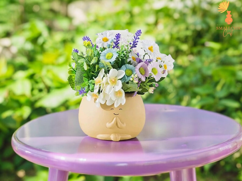 Smiling Plant, Happy Face Planter, Happy Pot, Yoga Plant Pot, Cute