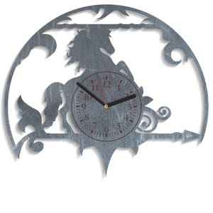 Cavalo místico SVG, relógio animal, silhueta de cavalo, modelo de corte a laser, download digital de formatos ai svg cdr, projetos Cricut, recortes CNC
