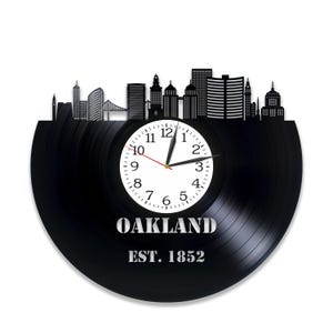 Oakland City SVG, California Art, Skyline Uhr, Schallplatte Laserschnitt, digitaler Download, Glowforge Vorlage, Xtool Design, CNC Projekt